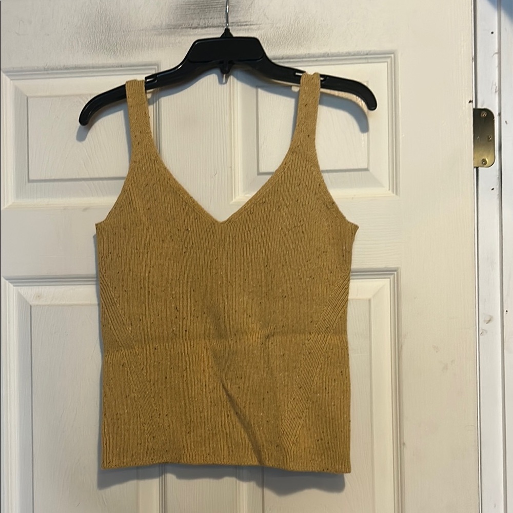 Old Navy Sleeveless Speckled Knit Sweater Tank Size Medium in Mustard Yellow